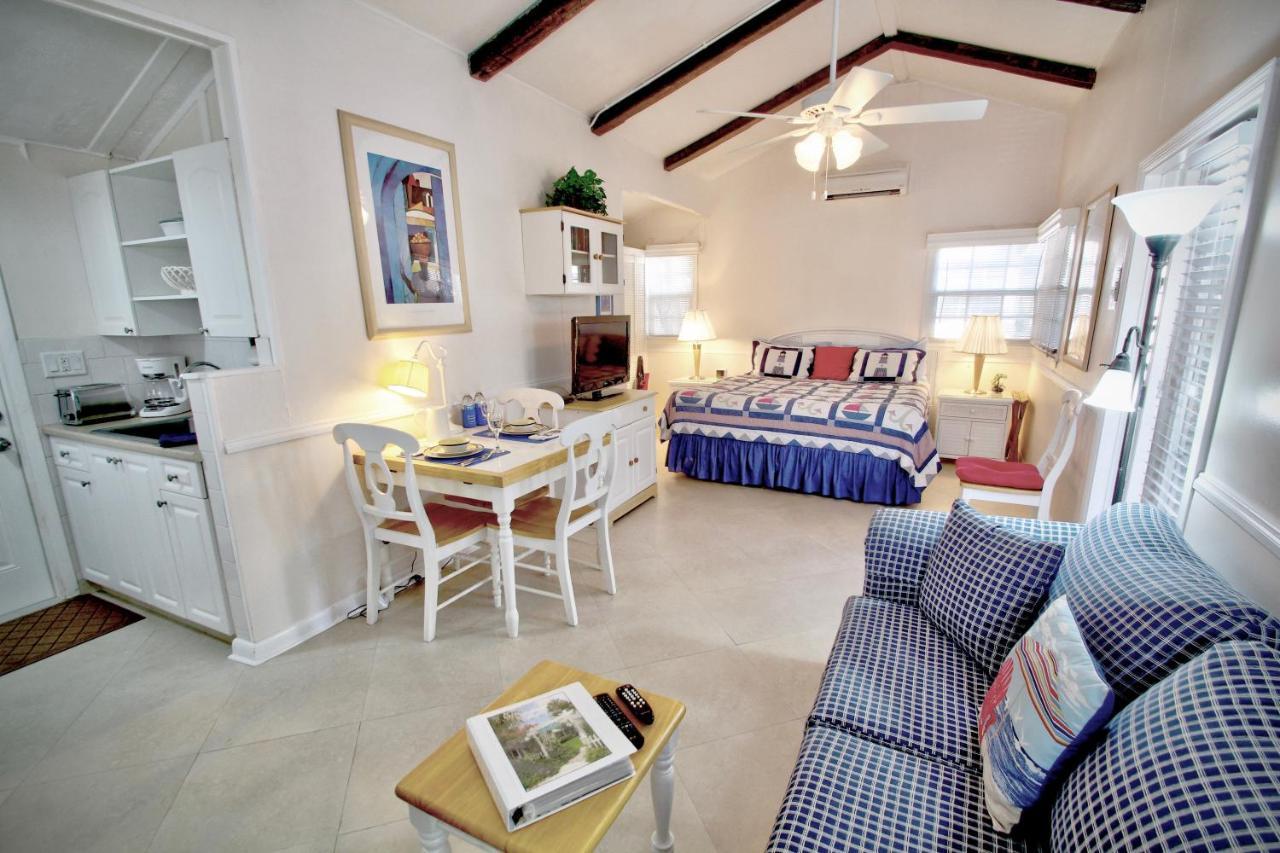 Cottages By The Ocean ポンパノビーチ エクステリア 写真