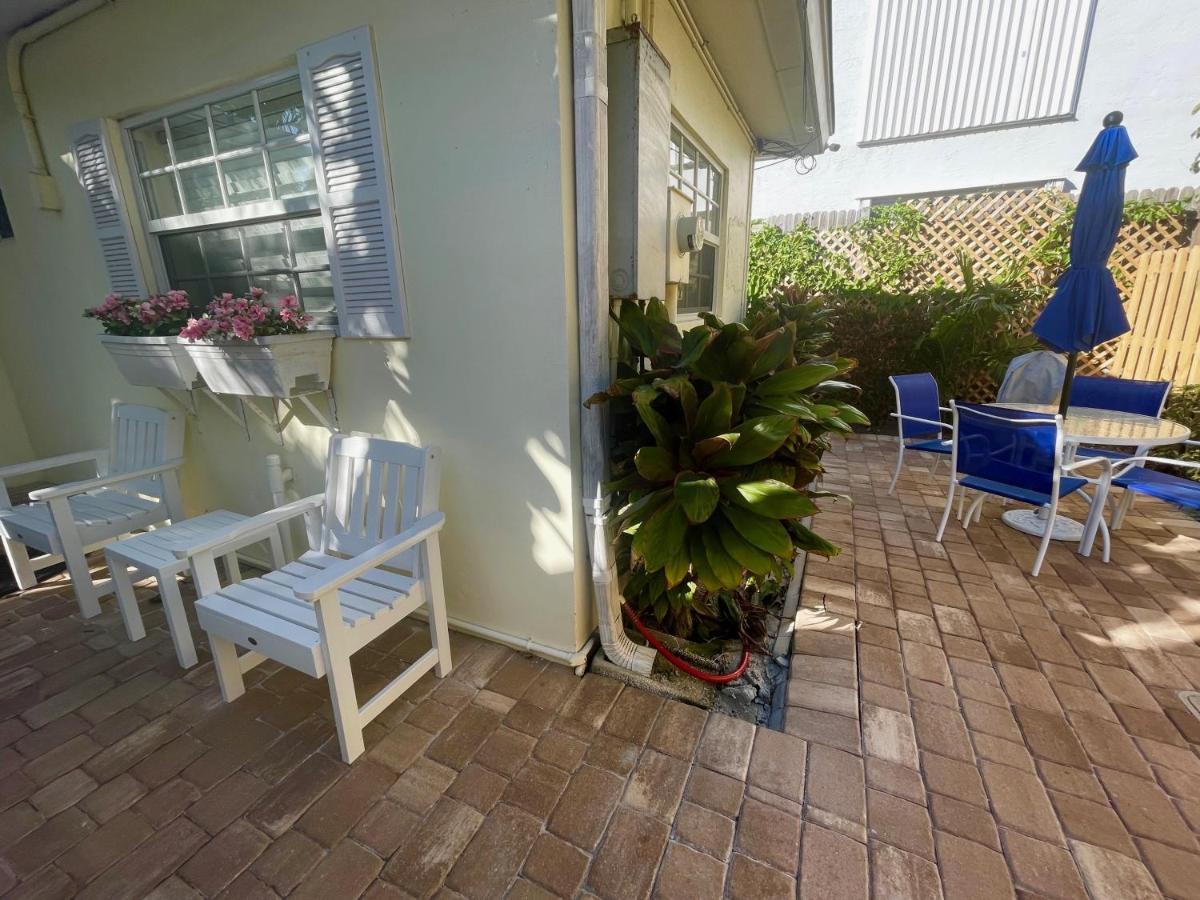 Cottages By The Ocean ポンパノビーチ エクステリア 写真