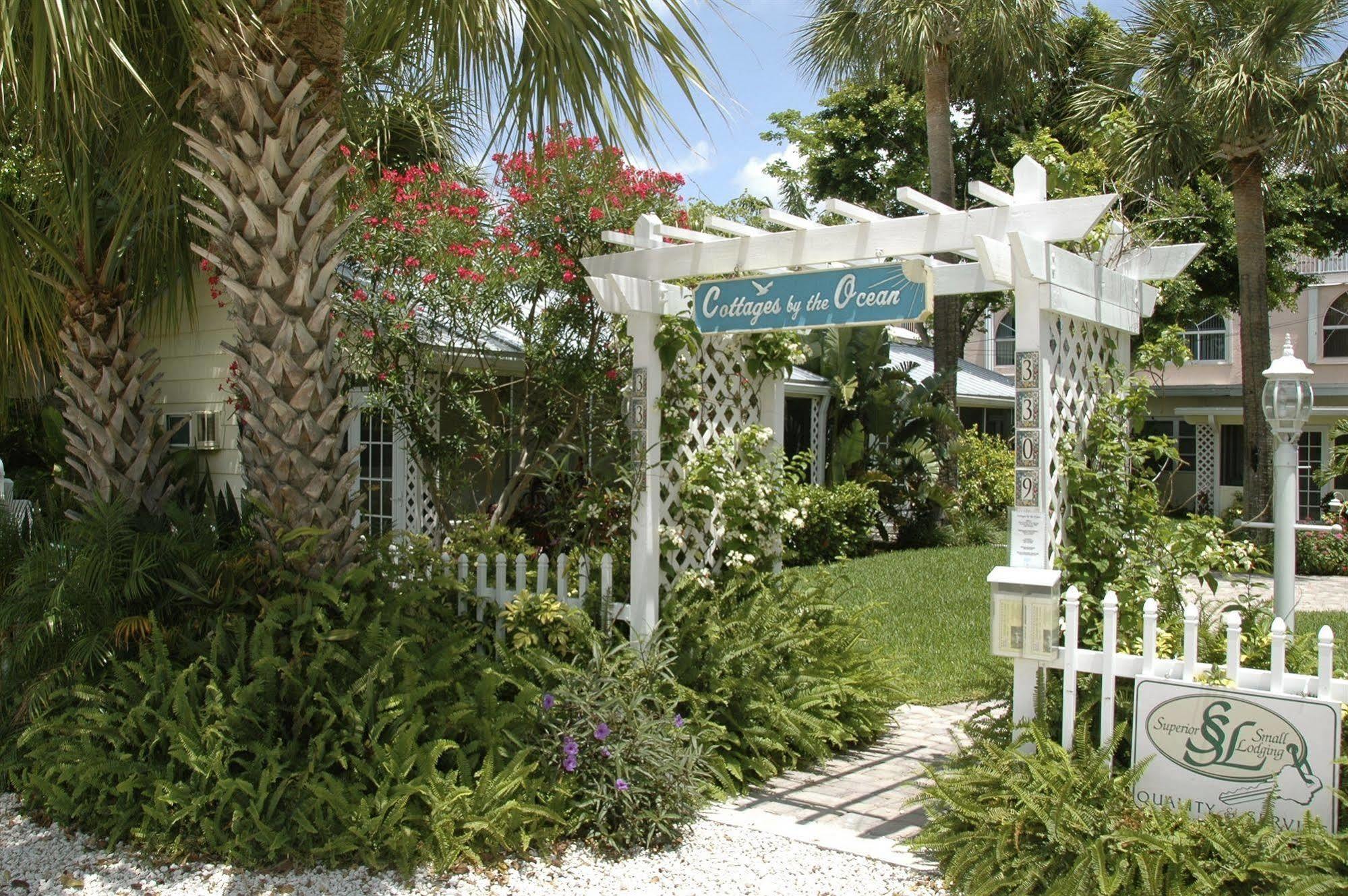 Cottages By The Ocean ポンパノビーチ エクステリア 写真